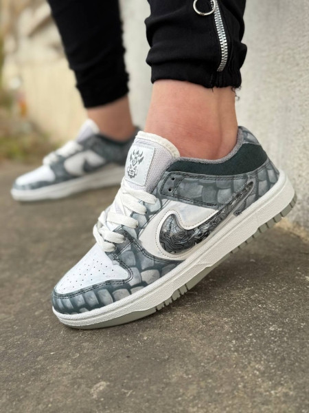 کتونی زنانه دراگون