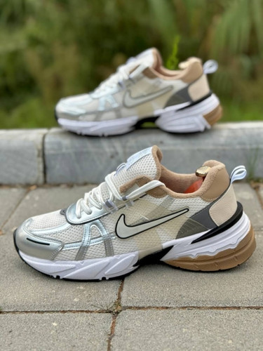 کتونی مردانه v2k