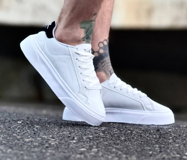 کتونی سفید مردانه