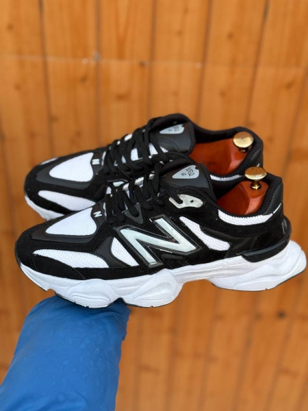 کتونی مردانه مشکی سفید