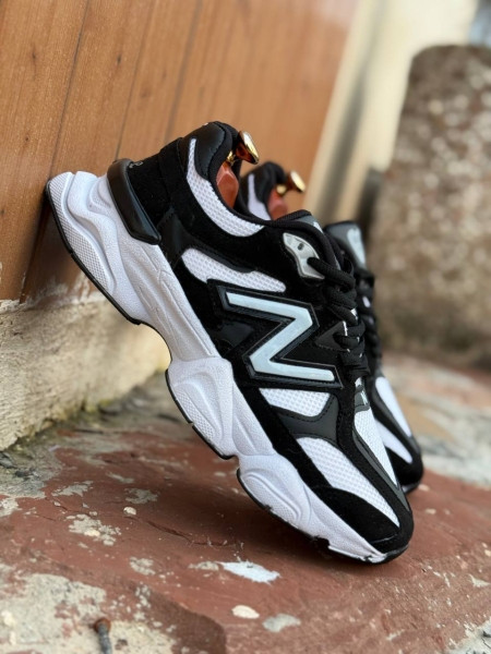 کتونی نیوبالانس سفید مشکی