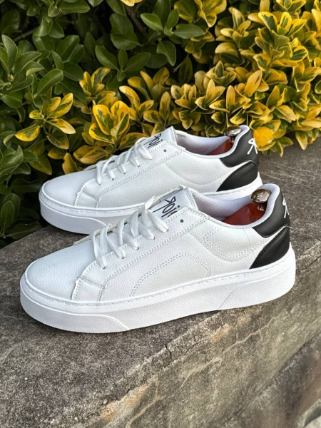 کتونی ونس سفید مشکی