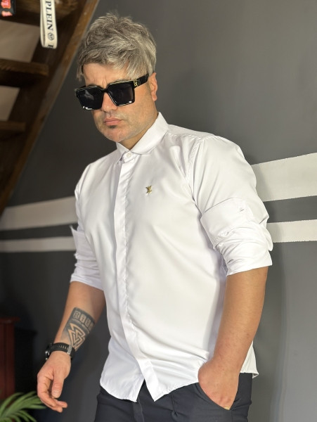 پیراهن سفید مردانه