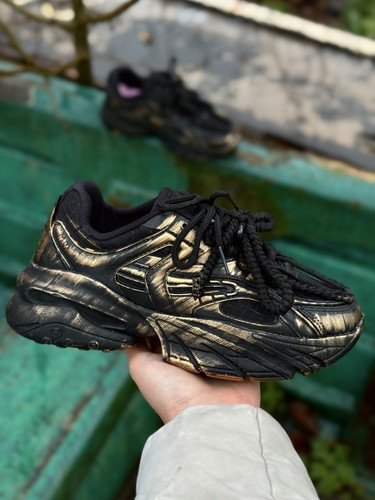 کتونی مردانه مشکی طلایی | کتونی کاستوم | کتونی مشکی مردانه