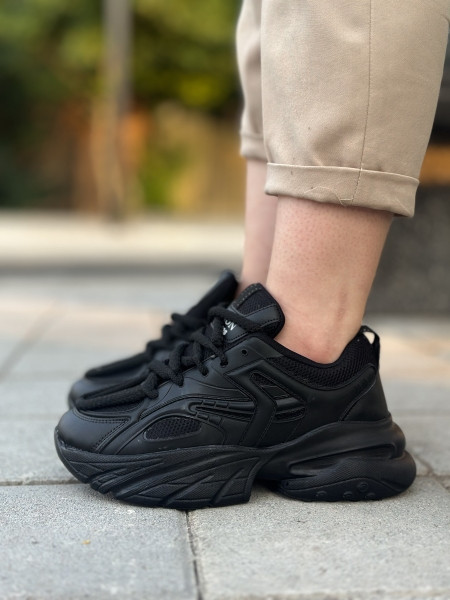 حراج کتونی زنانه