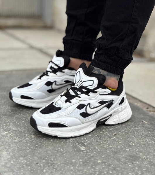 کتونی جدید فشیون | کتونی مردانه سفید مشکی جدید