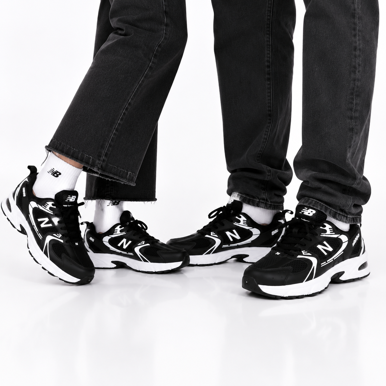 ست کتونی نیوبالانس زنانه و مردانه  – کفش ورزشی New Balance سبک و راحت مناسب پیاده‌روی و استفاده روزمره