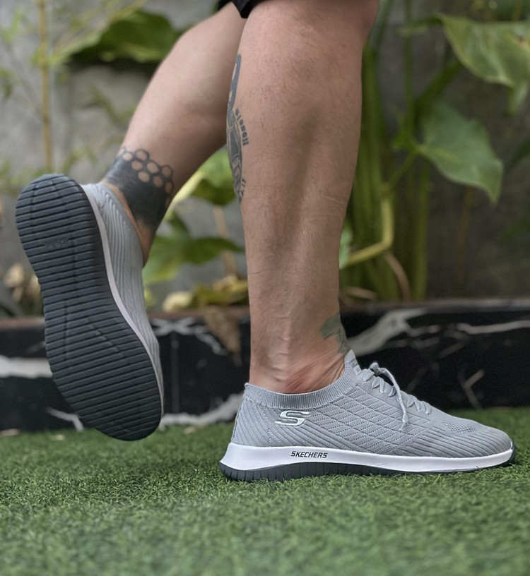 کفش کتونی جورابی مردانه مدل Skechers طوسی زیره PU